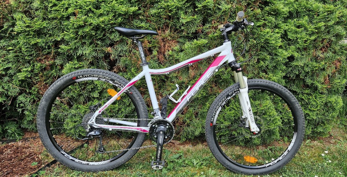 Juniorské dívčí horské kolo 26"