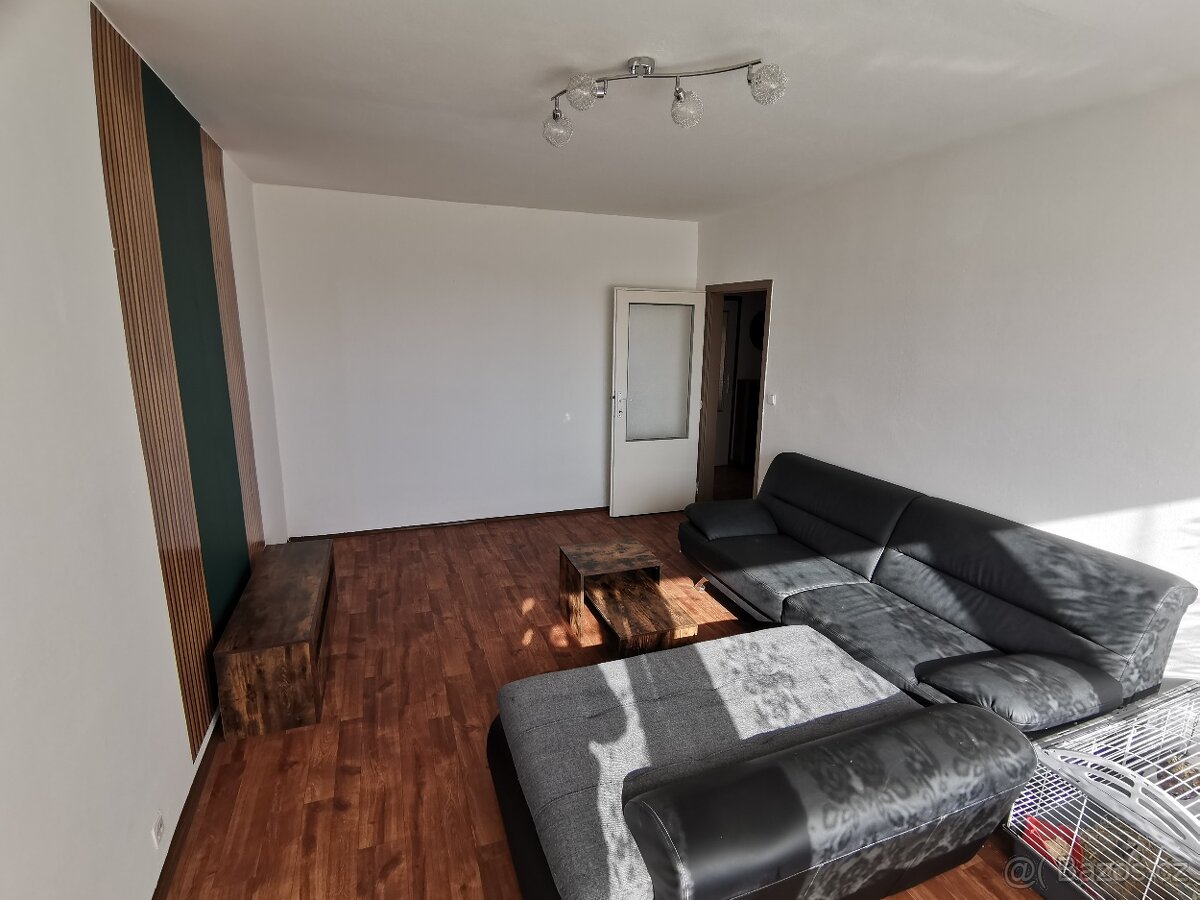 Pronájem bytu 3+1, 67 m2,ÚnL,Na Výšíně,ul.Hluboká