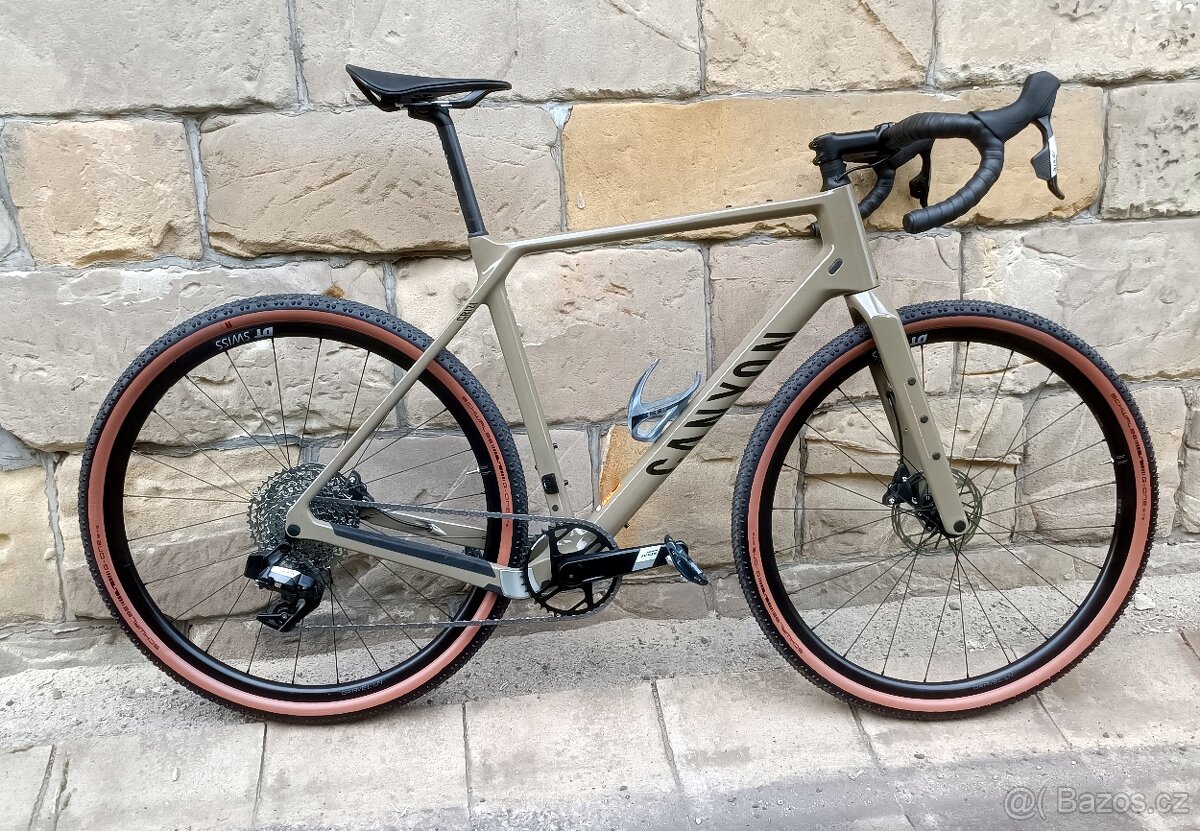 Gravel Canyon Grizl CF SL 7 AXS SRAM carbon
