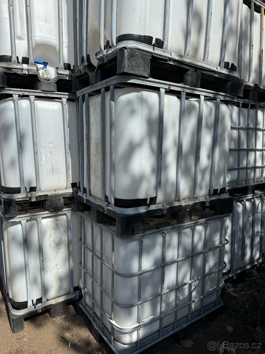 Ibc nádrže 1000l a 600l i konstrukce