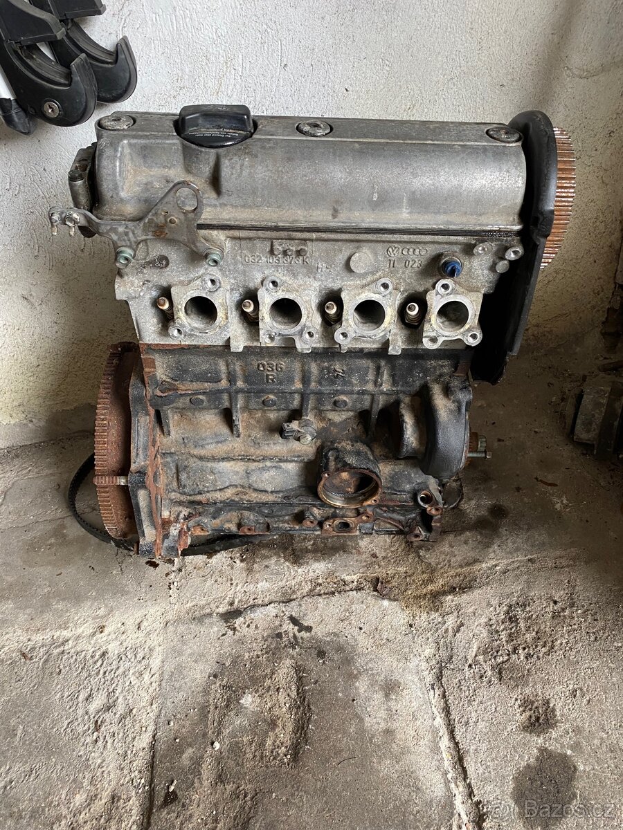 Motor 1,6 Škoda