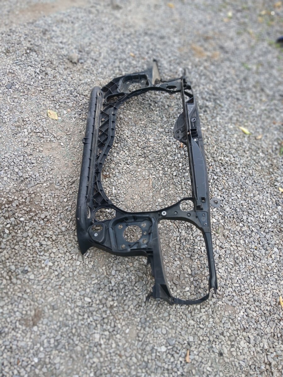Chladičová stěna na audi A4 B7