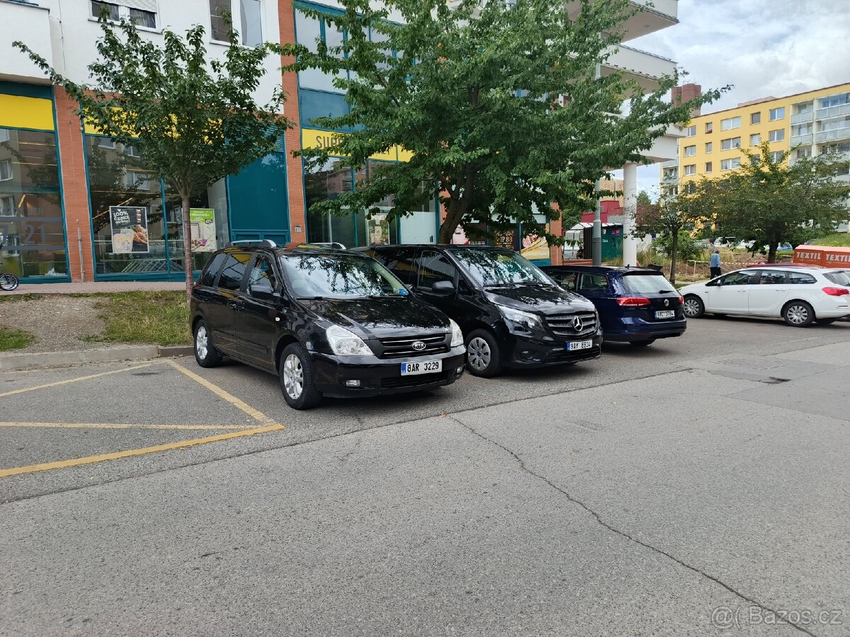 Kia Carnival / Sedona