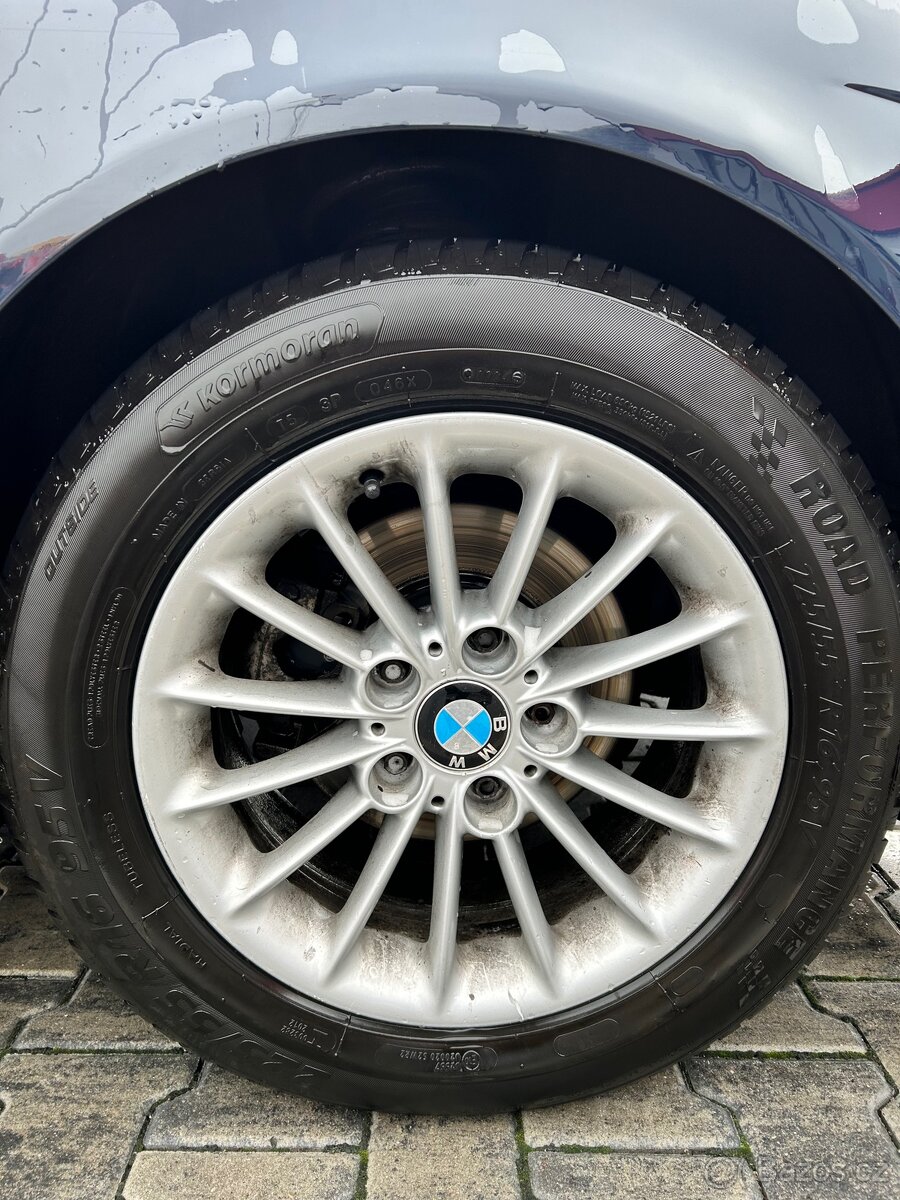 BMW kola R16 225/55