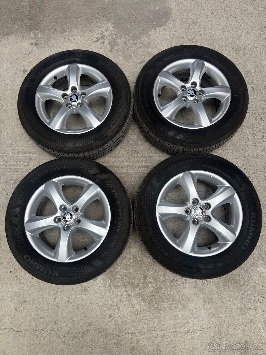 ALU Kola Octavia 1 + Zánovní letní pneu