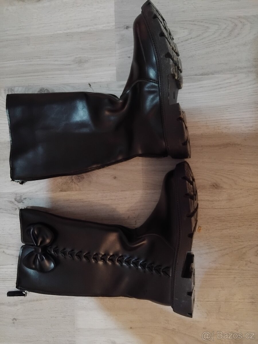 dívčí kozačky, vel. 35