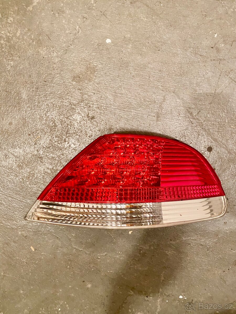 Zadní světlo BMW 7