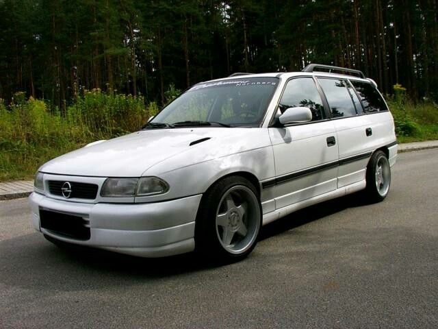 Opel Astra F kombi