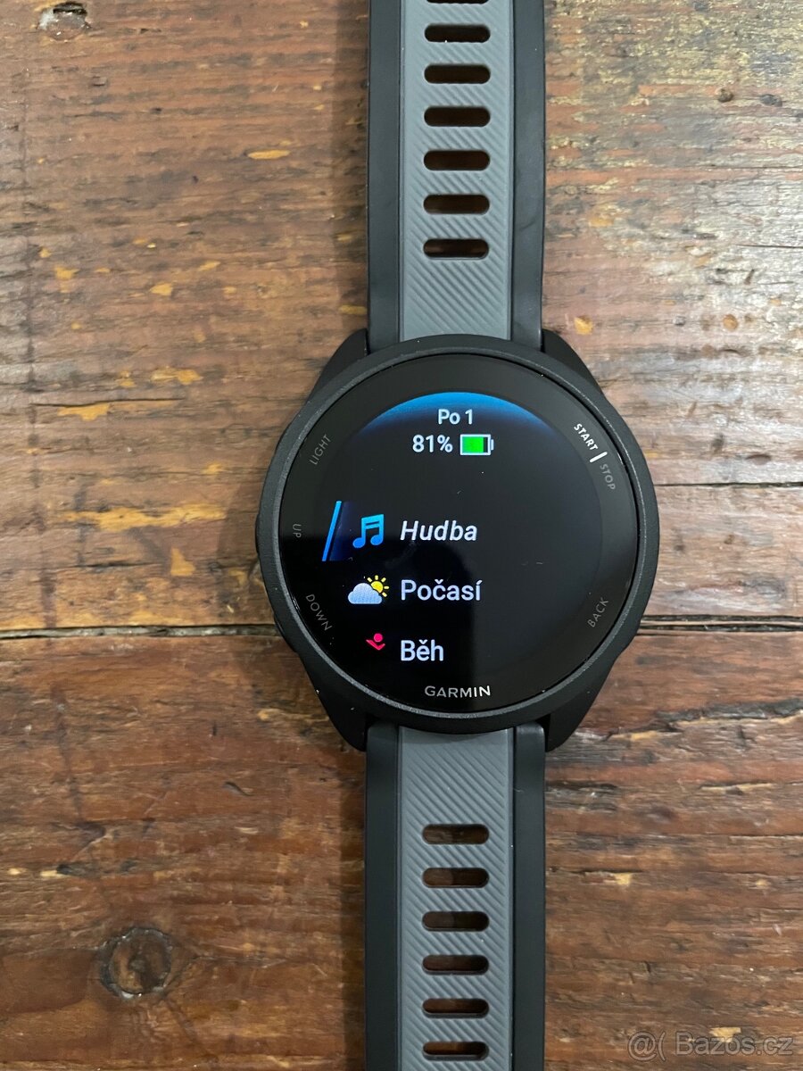 Hodinky Garmin Forerunner® 165 Music-nepoužité