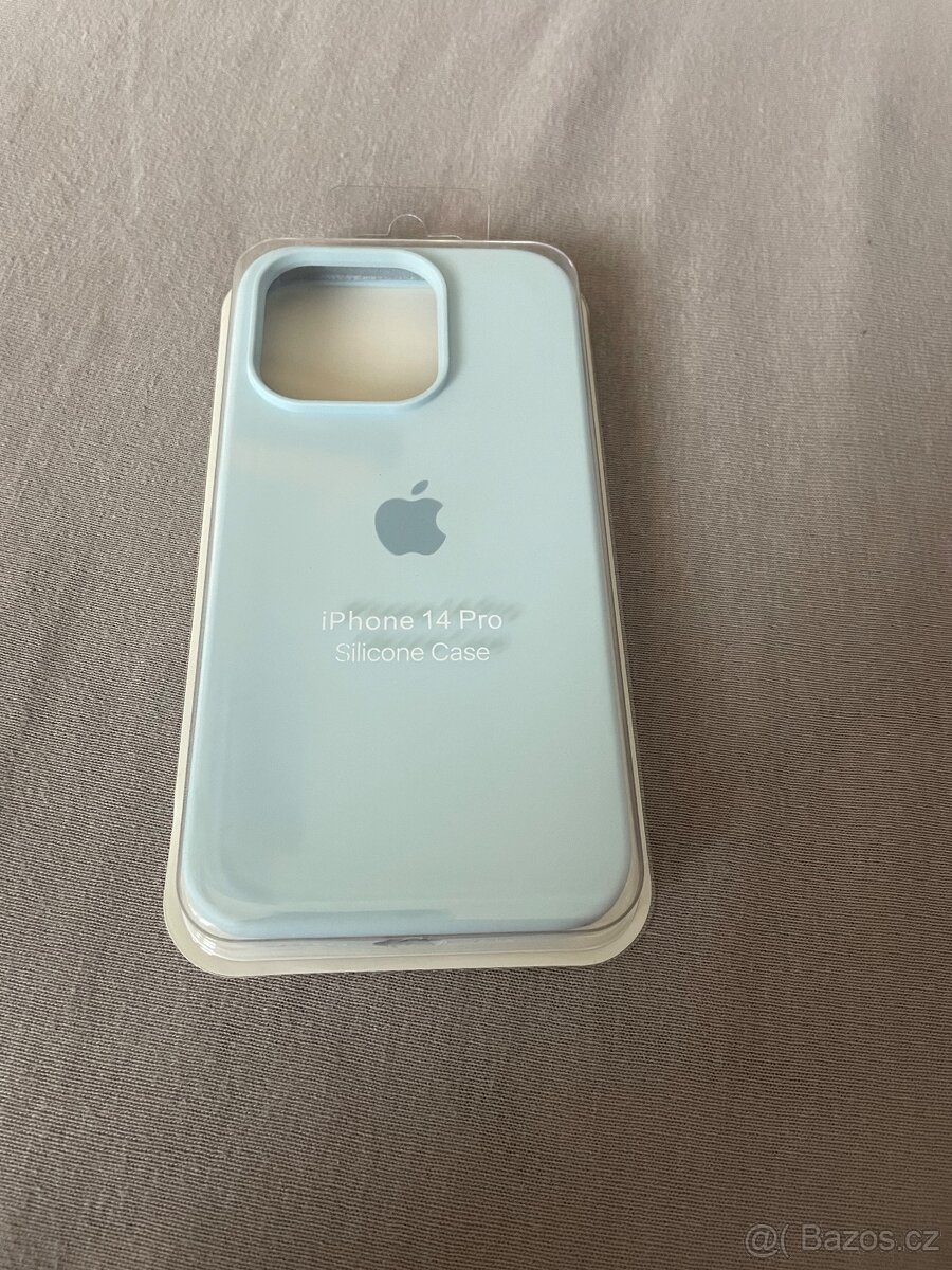Světle modrý obal na iPhone 14 Pro