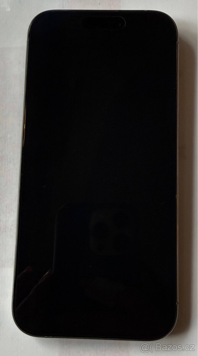 Apple iPhone 15 Pro 256 GB – Přírodní titan – skvělý stav