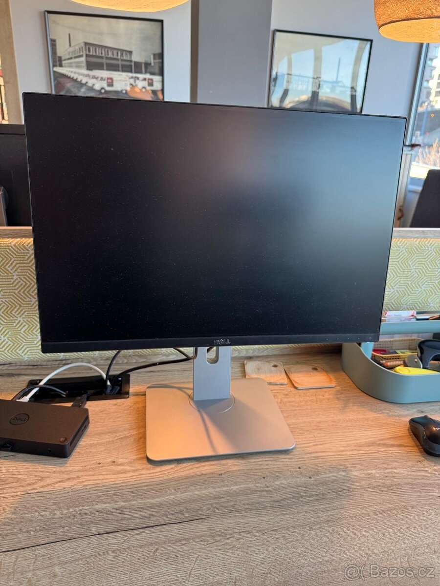 Dell U2415b - Profesionální 24 monitor 3ks