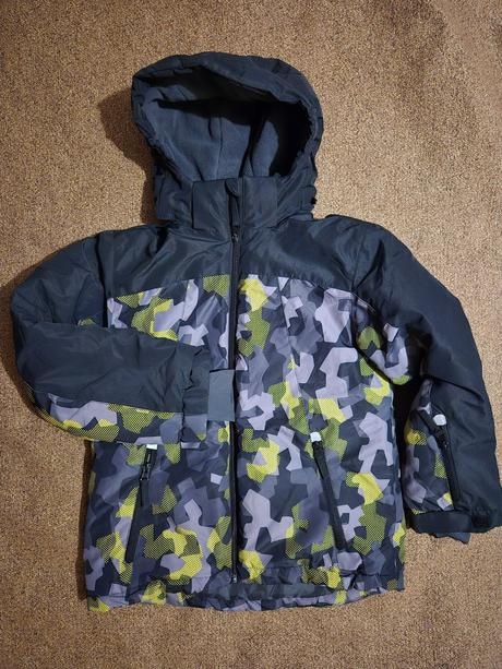 Chlapecká zimní bunda YFK vel. 134/140