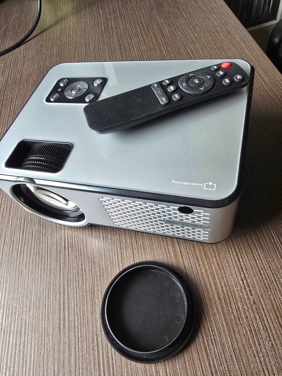 Dataprojektor Krüger&Matz V-LED50