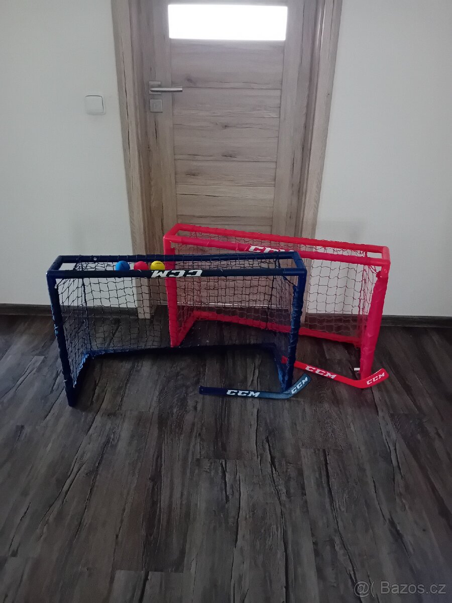 CCM mini hockey set + tři míčky