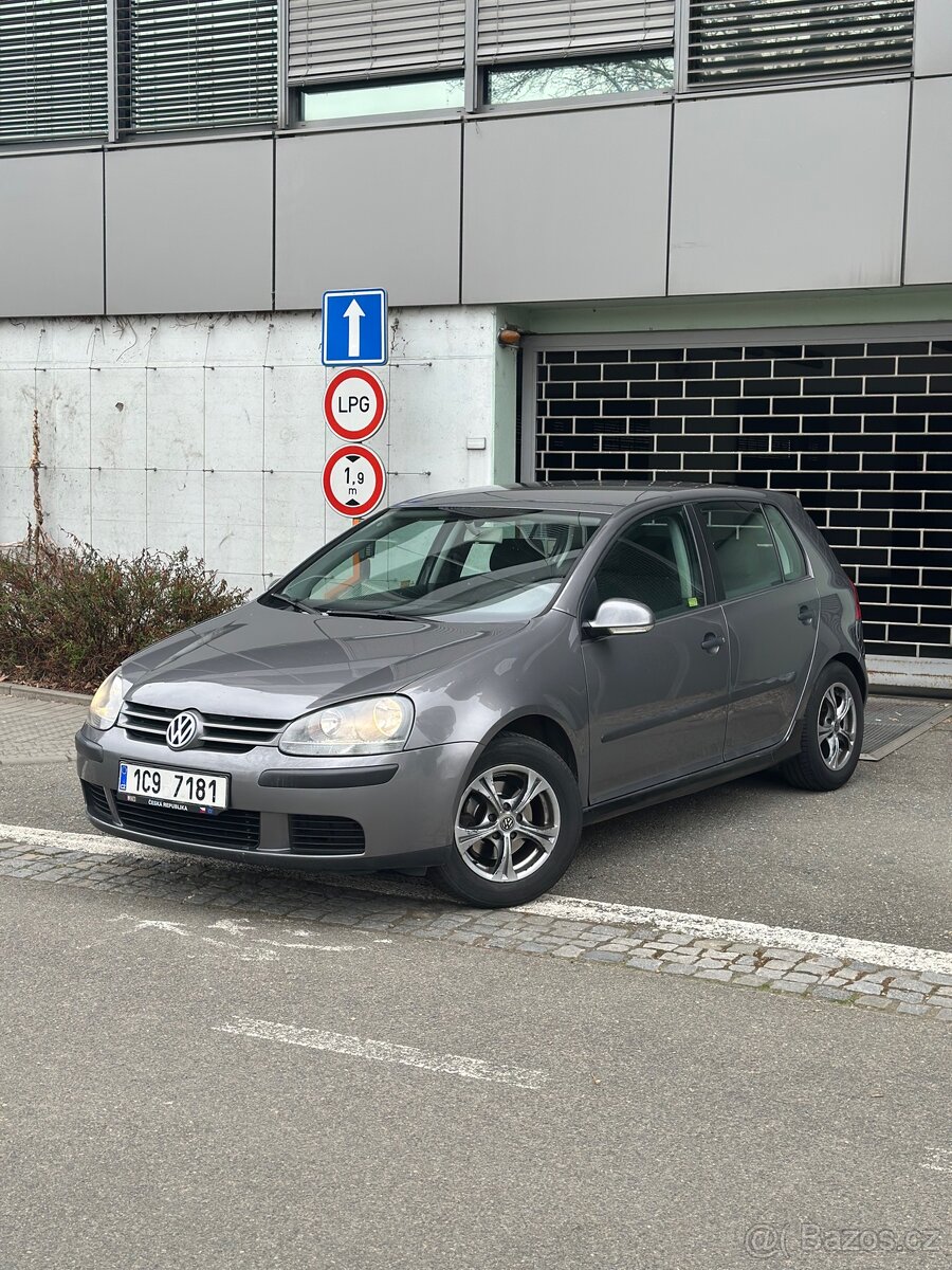 Volkswagen Golf V 1.4 Benzin