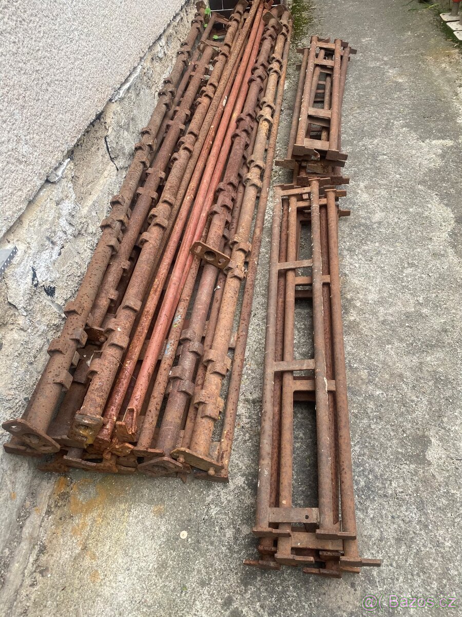 Haki lešení, zábradlí, kladka, žebřík, REZERVACE do 6.5.
