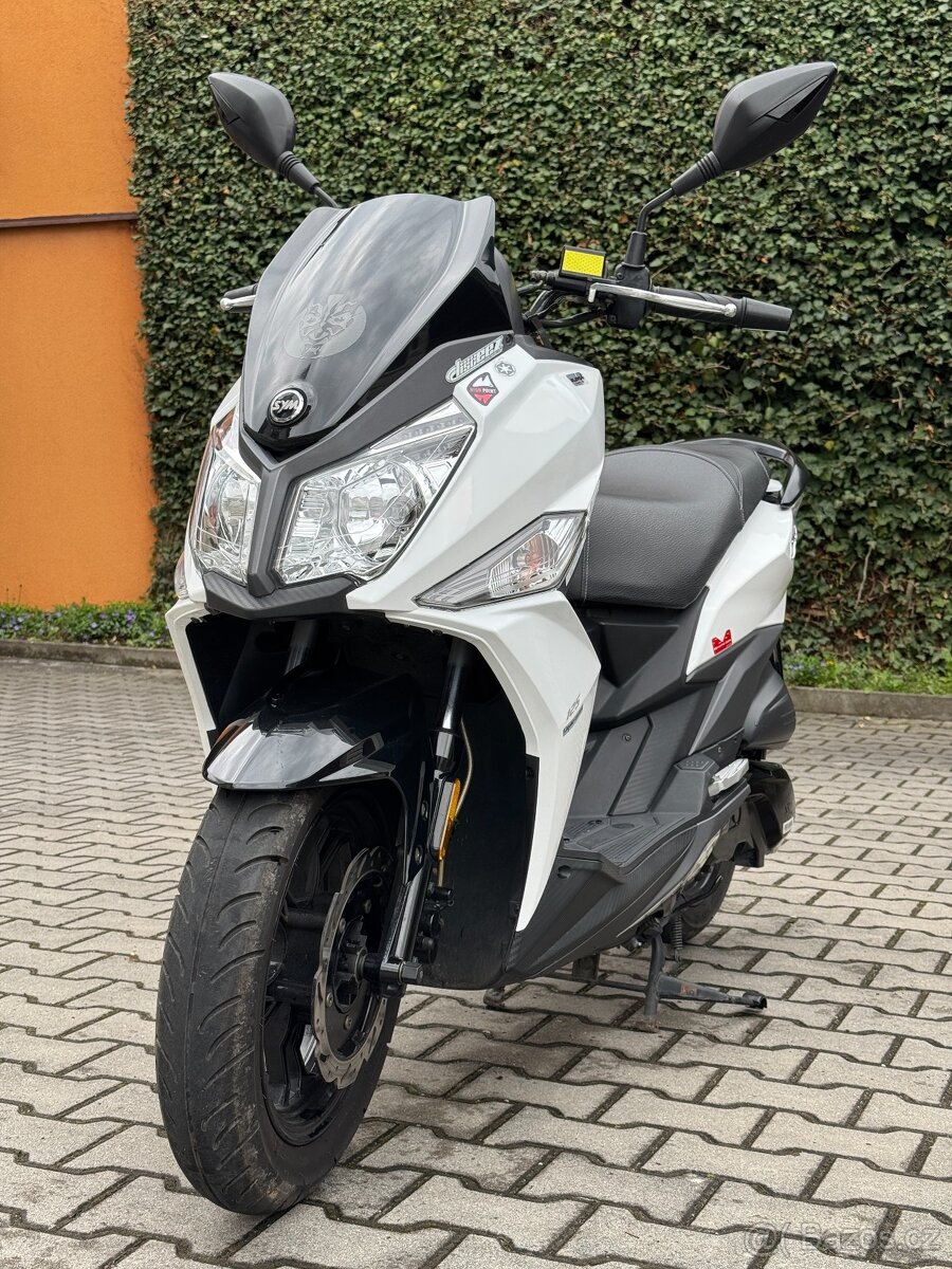 Motocykl Sym Jet 14