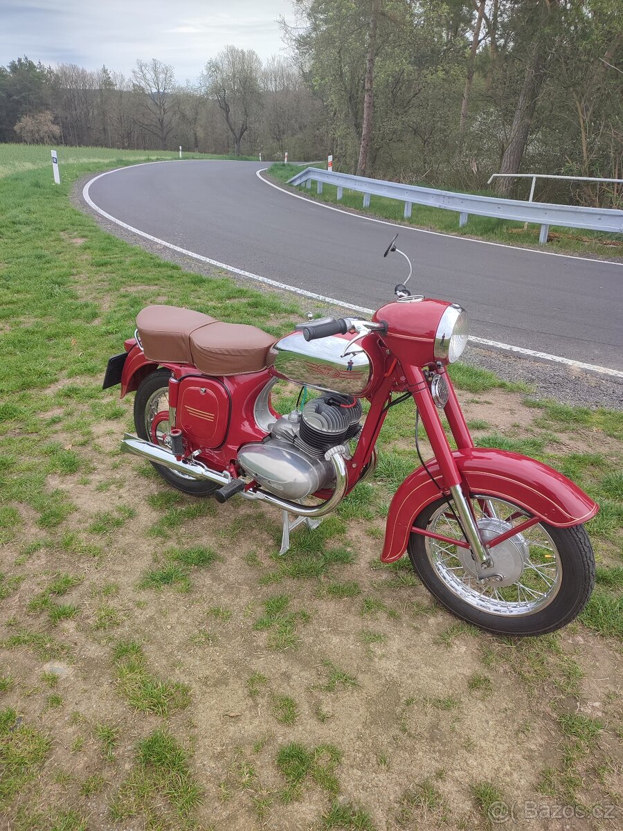 Jawa 350 typ 354, r.v. 1957 po kompletní renovaci, Vape.