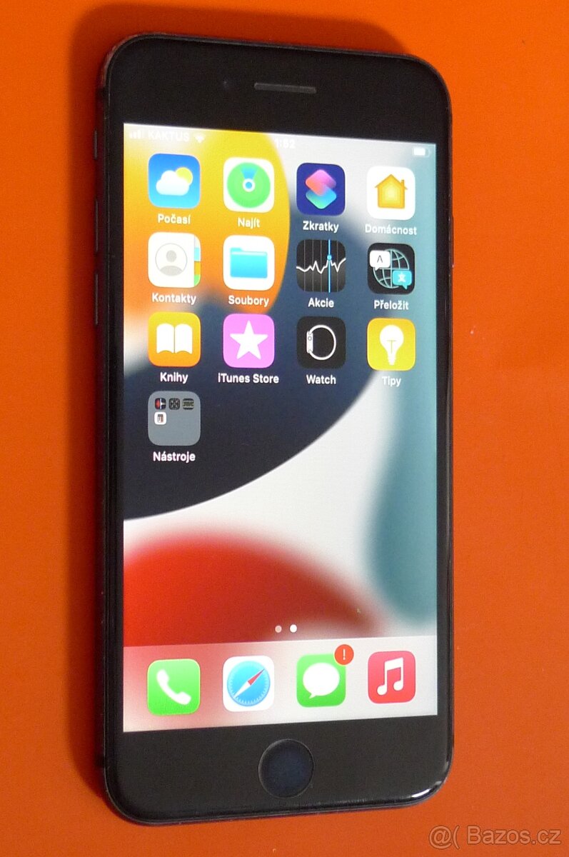 Apple iPhone SE 2020 64GB Baterie 82%