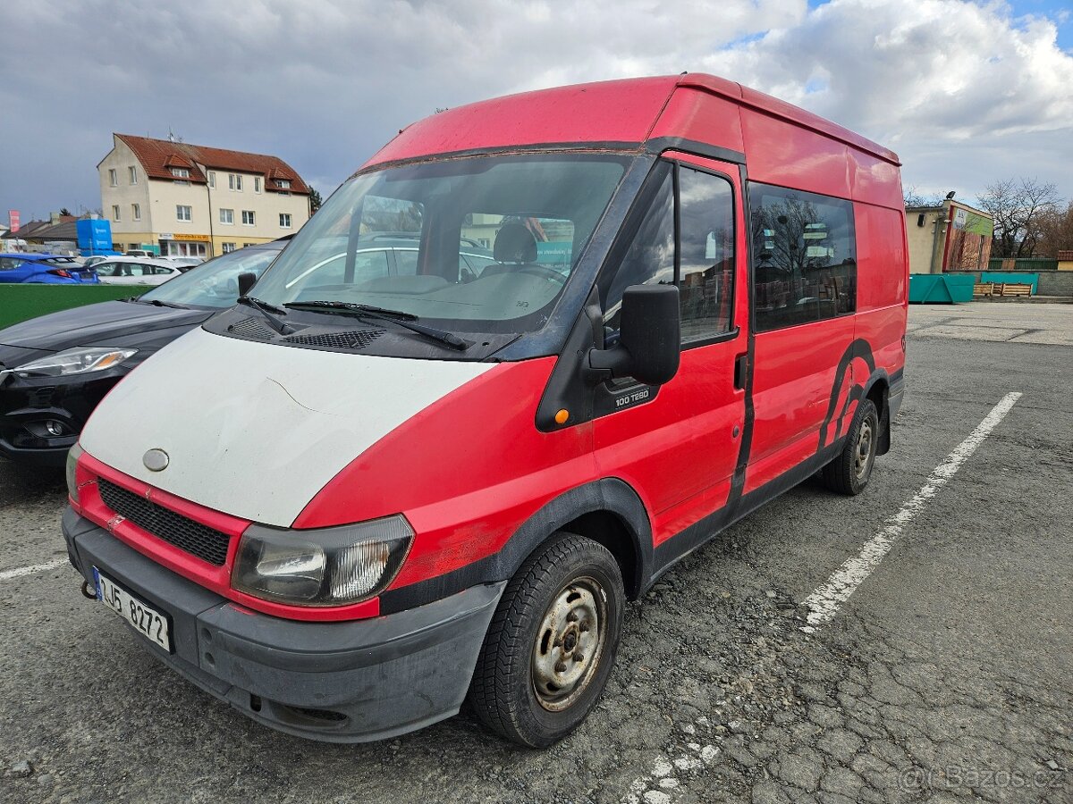Prodám Ford Transit 2,0 Tddi 8 místný