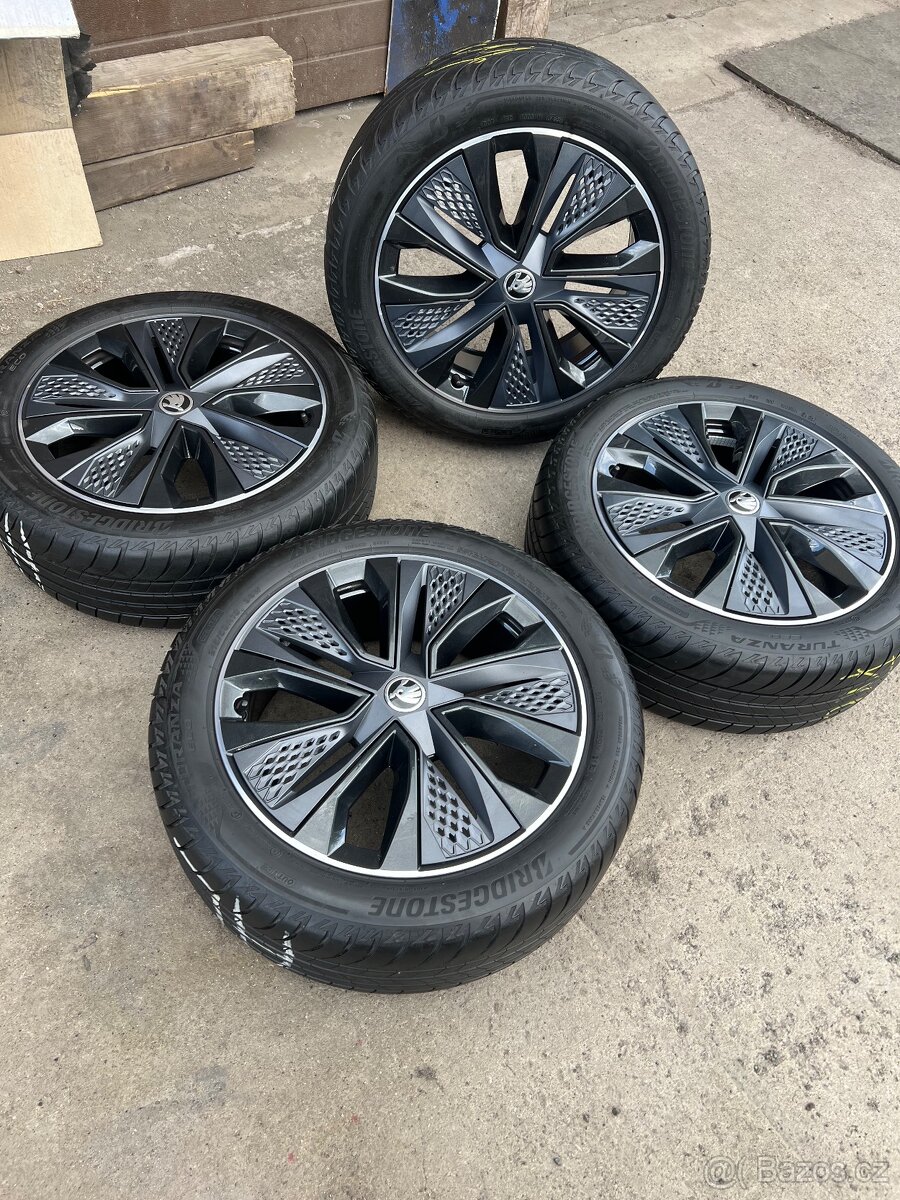 5x112 R18 Škoda karoq sport line