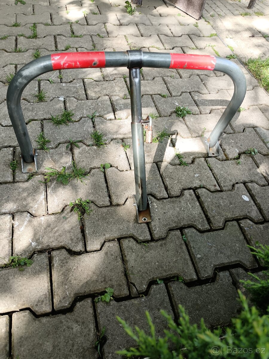 Parkovací zábrana