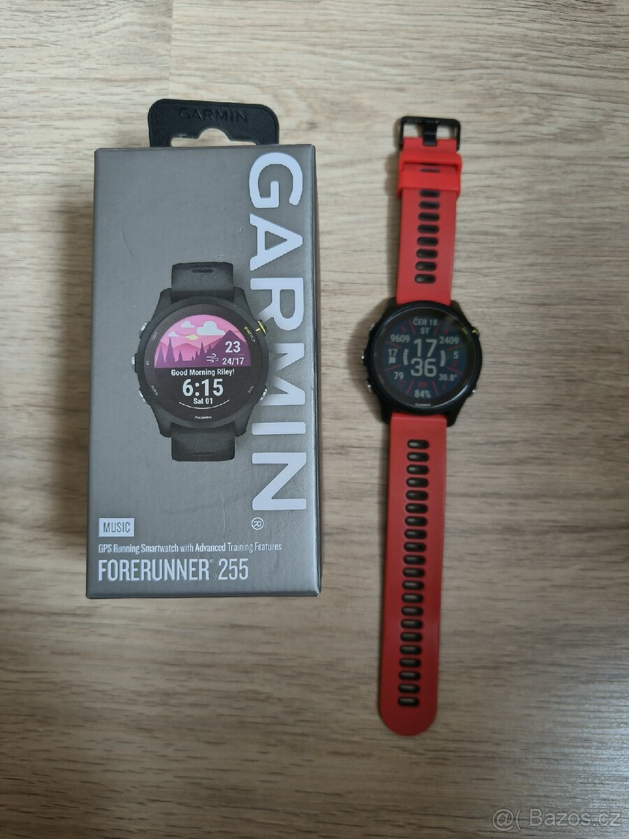 Prodám Chytré hodinky Garmin Forerunner 255 Music ,černé