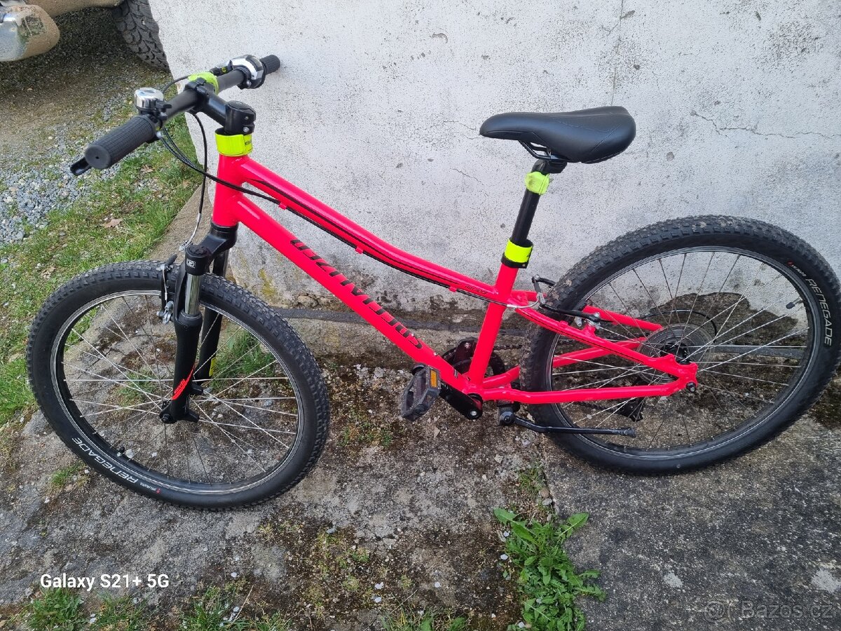 HORSKÉ KOLO Specialized Hotrock