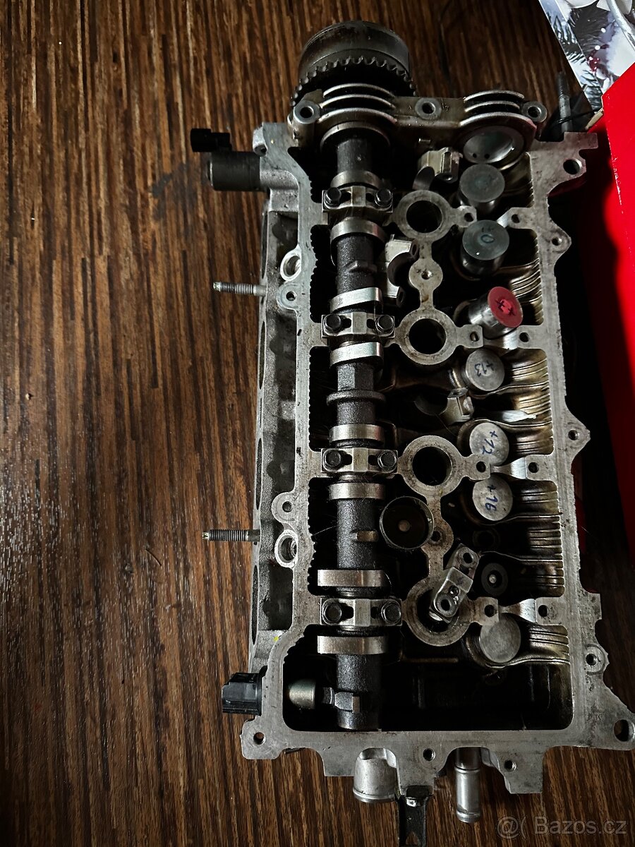 Toyota t23 1.8 vvti Hlava motoru + vačka