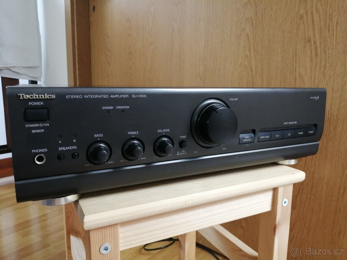 ZESILOVAČ TECHNICS SU-V500