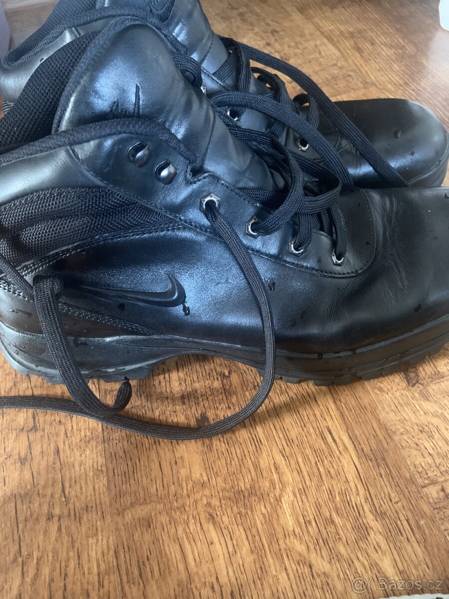 Boty nike