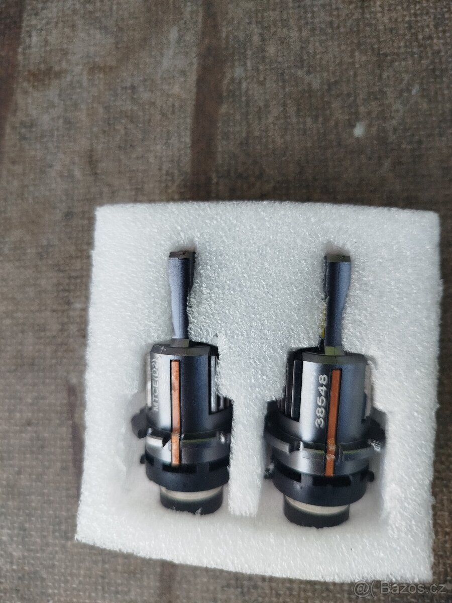 LED xenon výbojky D2S