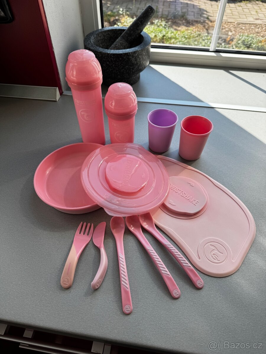 Twistshake růžová sada nádobí