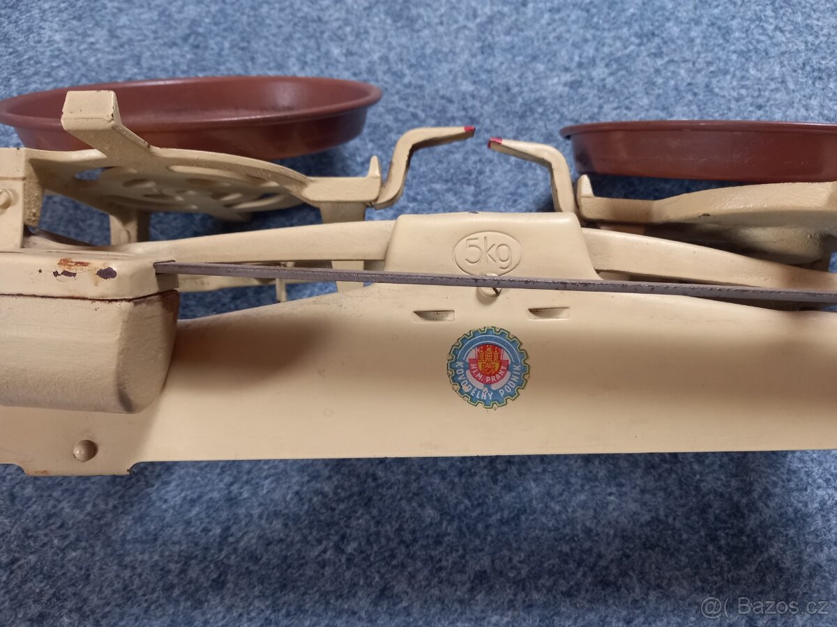 Staré domácí váhy