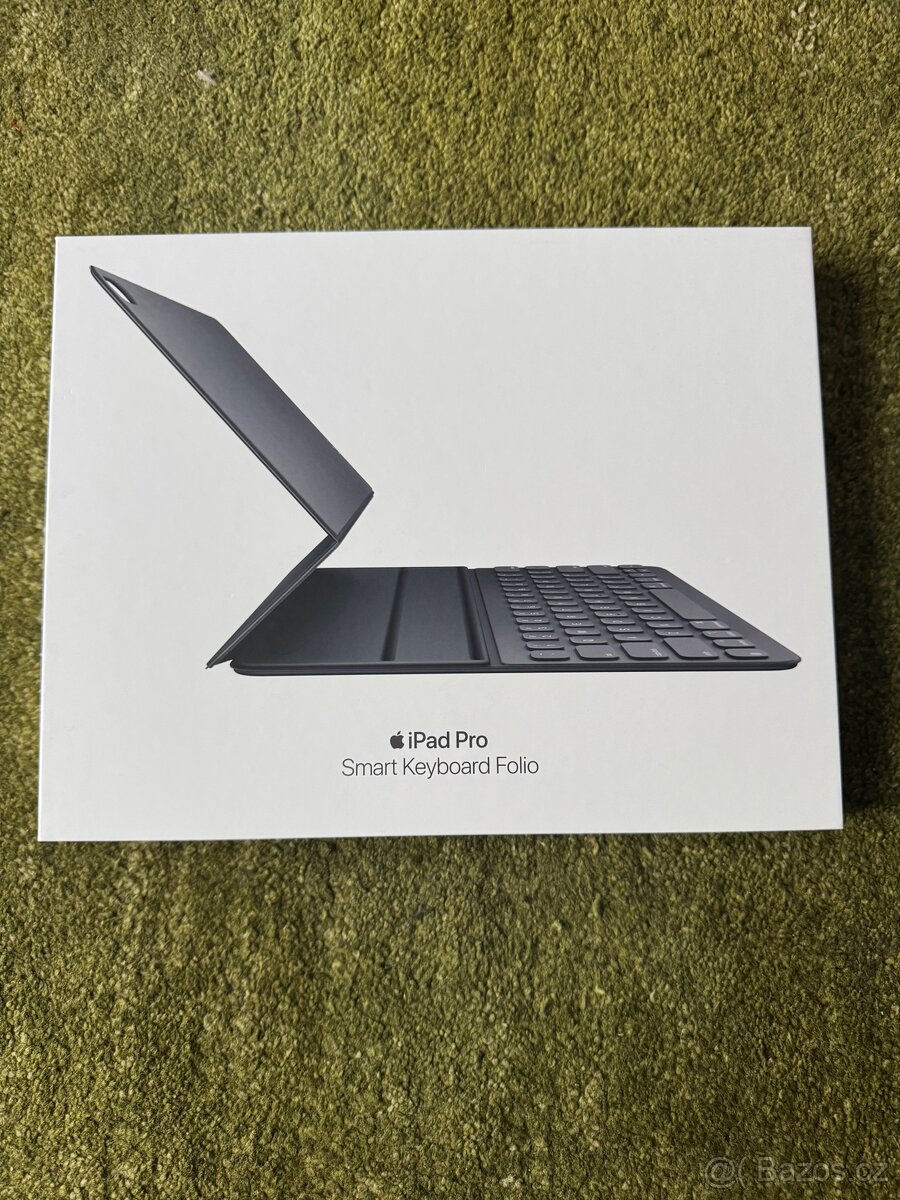 Apple iPad pro smart keyboard folio 12.9