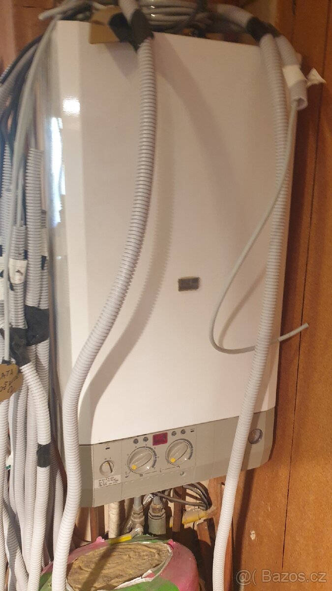 Plynovy kotel topení + ohřev vody