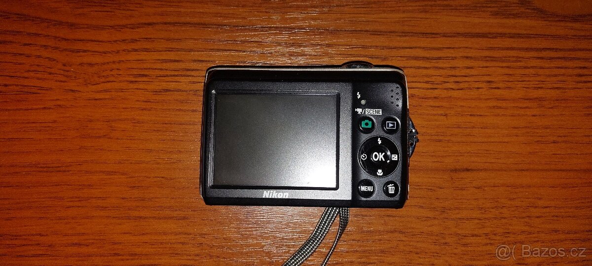 Prodám malý Nikon