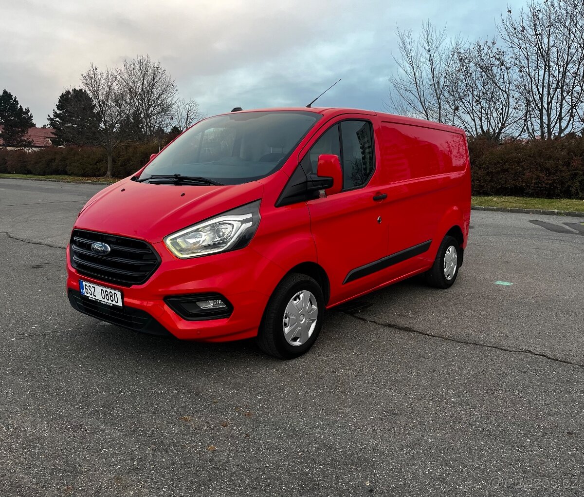 Ford Transit Custom 2.0Eko blue 96kw /Serv.kn/Rozvody