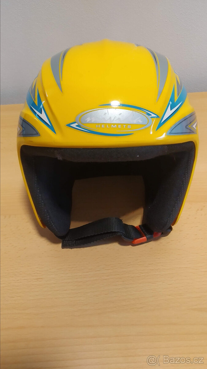 Dětská lyžařská přilba