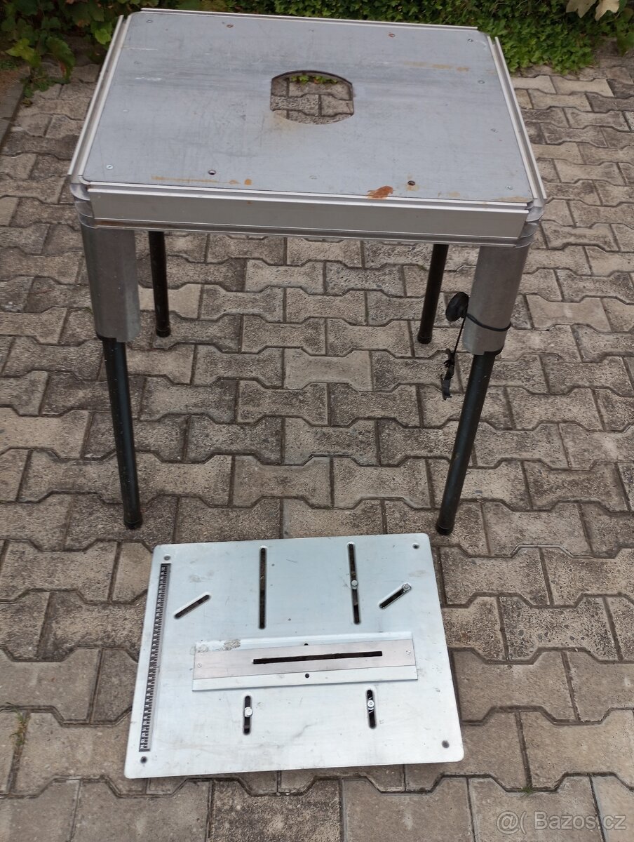 Frézovací stůl S 3 pro kotoučové pily a pro horní frézky