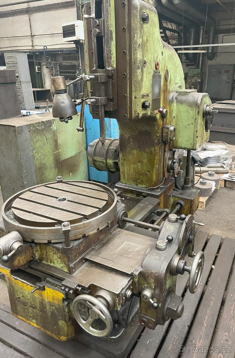 Svislá obrážečka HOV 25