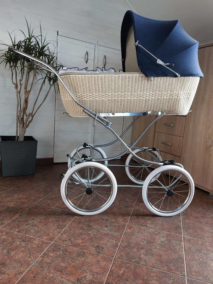 Retro kočárek Liberta v Top stavu