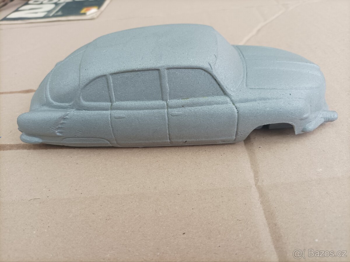 TATRA 603