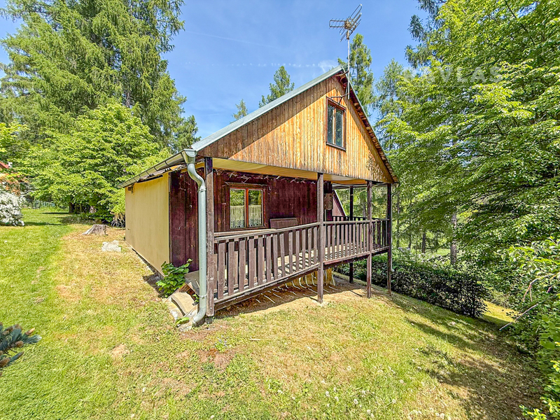 Rekreační chata 3+1 s pozemkem 346 m² v Doudlebech na prodej