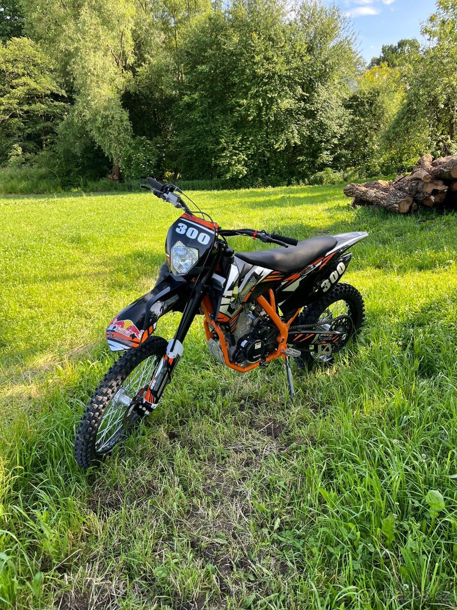 Leramotors 300