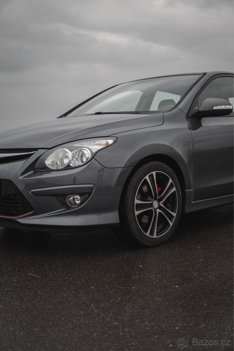Hyunadi i30 1.6 benzin + LPG