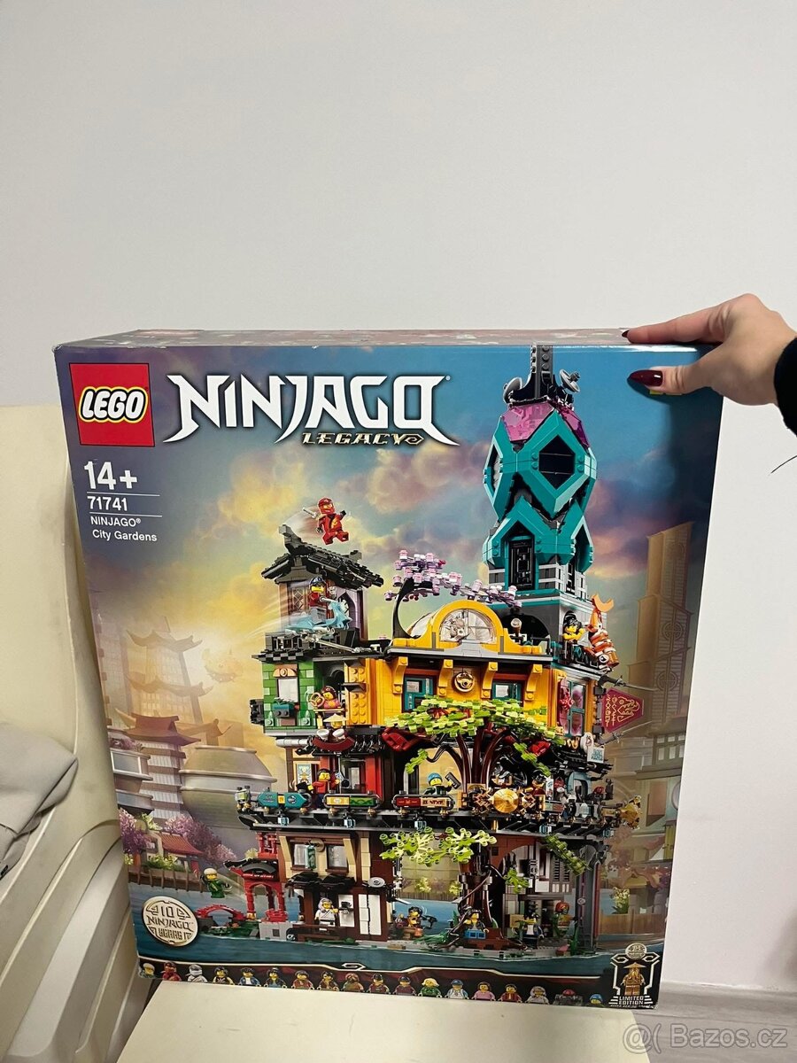 LEGO Ninjago 71741 City Gardens