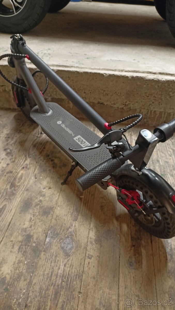 Elektrická koloběžka GoGEN VOYAGER 500W S 801B, černá