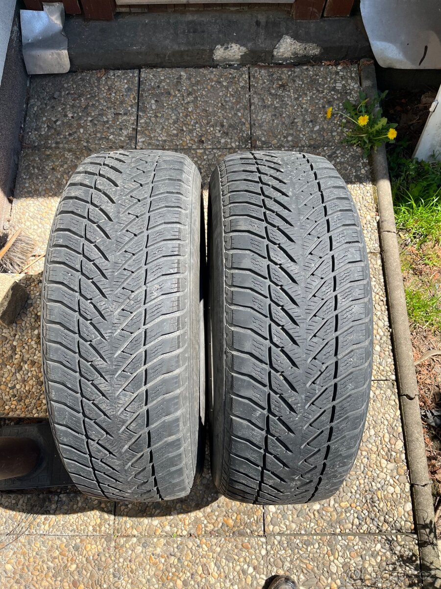 Goodyear 235/60 r18